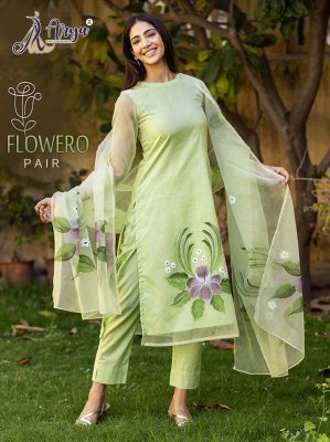 Flowero Heavy Fency Pair With Dupatta Set  