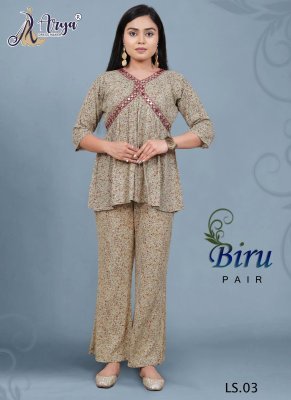 BIRU MIRROR WORK TOP AND PAIR WESTERN WEAR 03