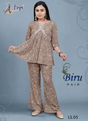 BIRU MIRROR WORK TOP AND PAIR WESTERN WEAR 05