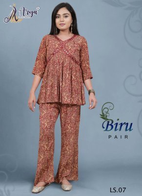 BIRU MIRROR WORK TOP AND PAIR WESTERN WEAR 07